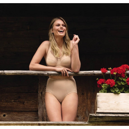 braga faja plus size, modeadora y reductora, clara de anita.
