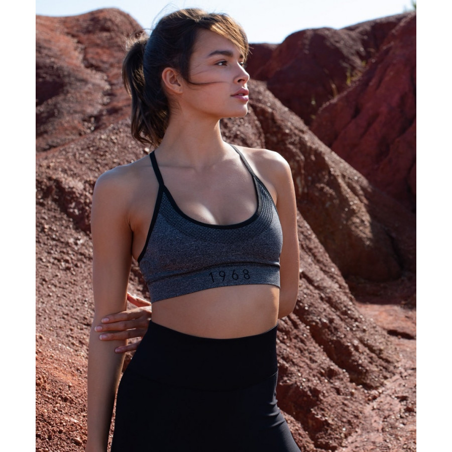 sujetador deportivo sin aros y relleno, phoenix de dorina.