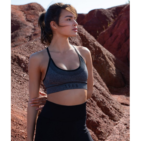 sports bra, low support, non wired, removable padded, phoenix, dorina.