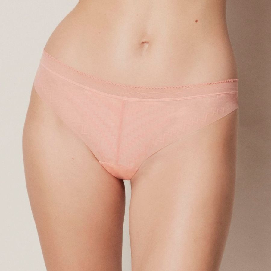 SUJETADOR ESTILO BRALETTE ENCAJE, CON AROS Y RELLENO FINO, ENCAJE GEOMÉTRICO. GISELA. BRAGUITAS INCLUIDAS. LIMITED EDITION