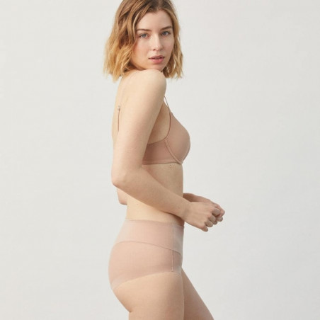 High-waisted invisible brief, ysabel mora.