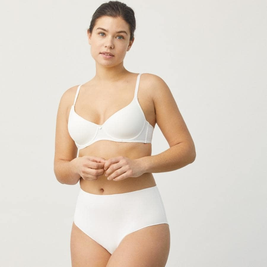 High-waisted cotton brief, ysabel mora.