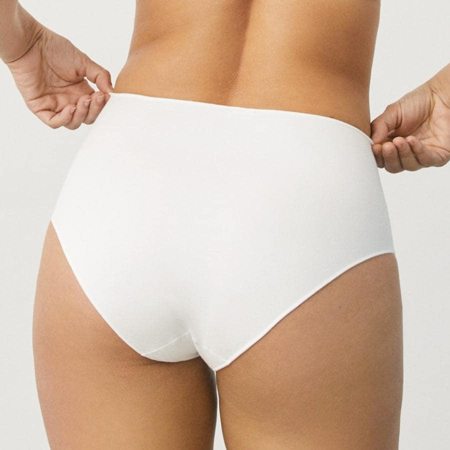 High-waisted cotton brief, ysabel mora.