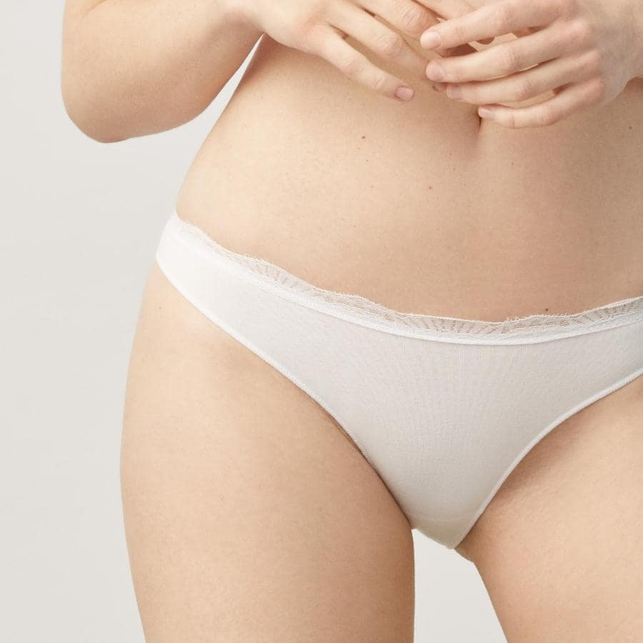 Mini Cotton and Lace Brief, ysabel mora.