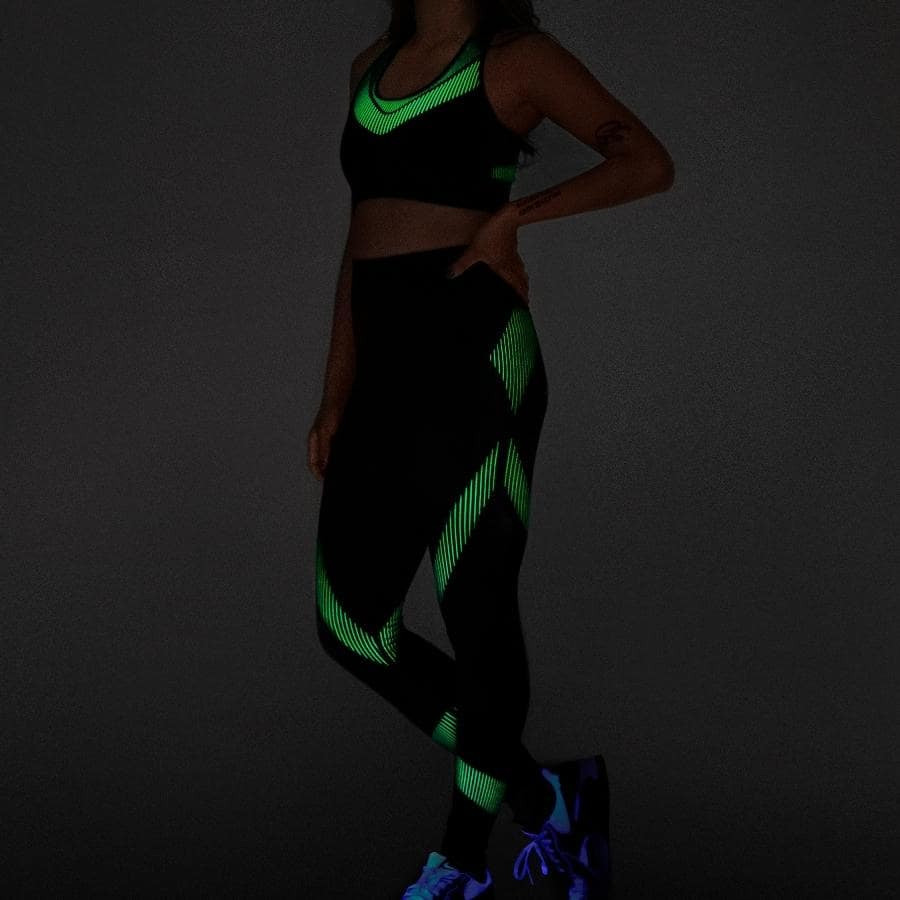 sports bra, medium support, non wired, padded, reflect, dorina.