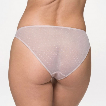 medium briefs, hiya, dorina.