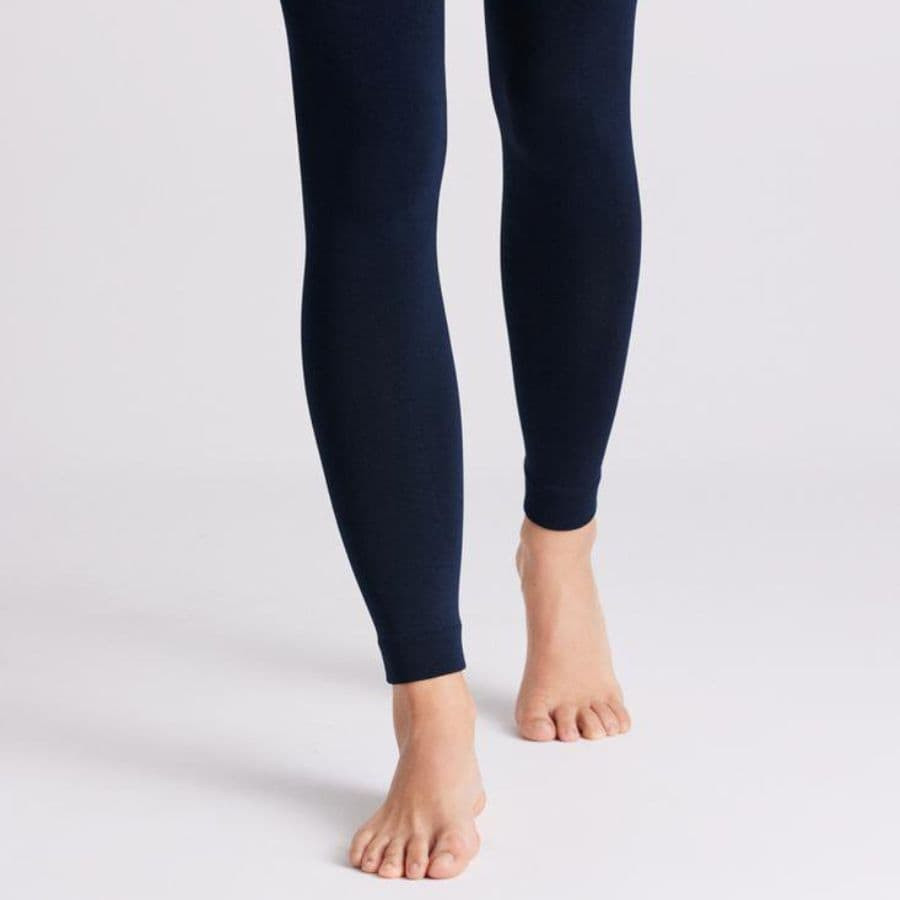 thermal leggings, ysabel mora.