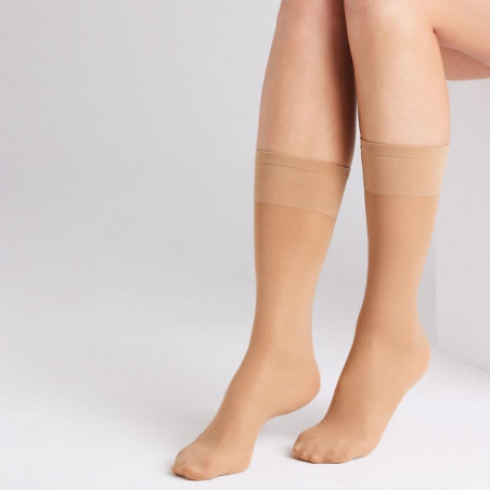 knee highs, 40 den, ysabel mora.