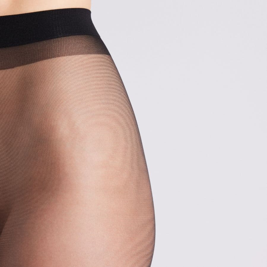Panty sin dedos 10 DEN ideal para sandalias de ysabel mora.