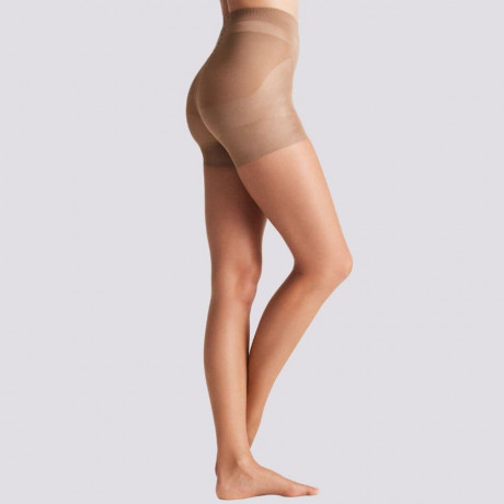 Panty reductor de 15 Den estiliza y moldea de ysabel mora.