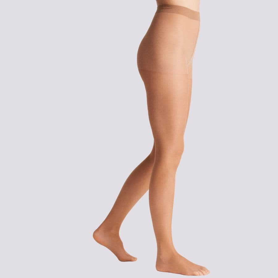 20 den tights, ysabel mora.