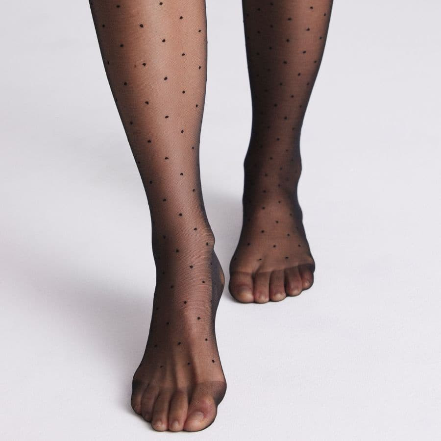 Polka dot tights, ysabel mora.