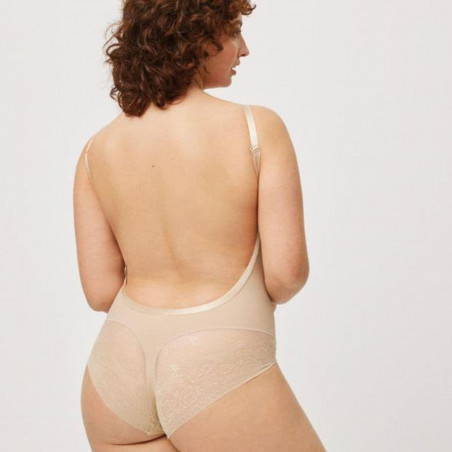control bodysuit, backless, ysabel mora.