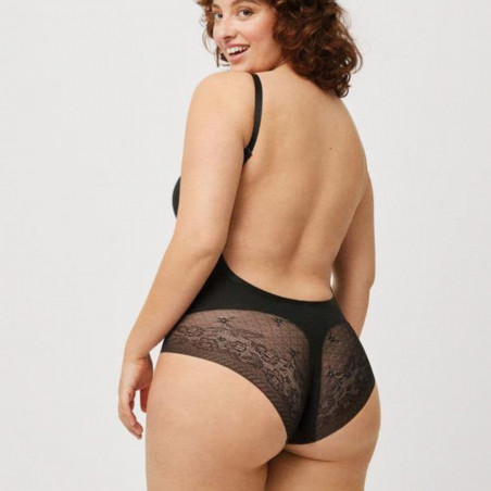 control bodysuit, backless, ysabel mora.