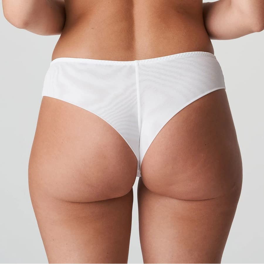 braga tanga encaje y microtul, sophora de primadonna.