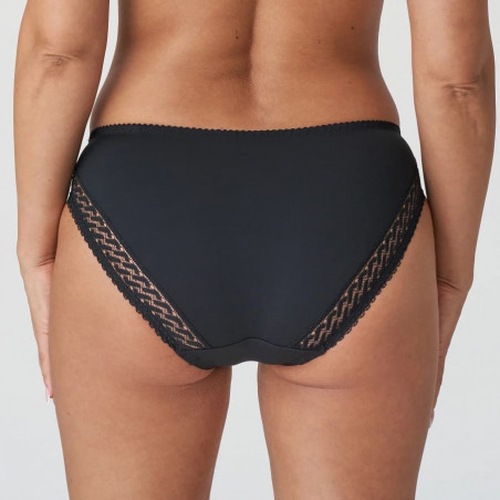 medium briefs, montara, primadonna.