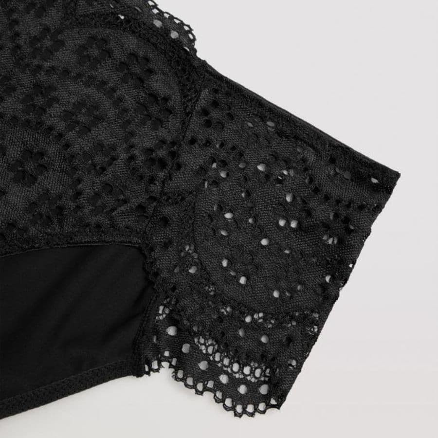 High-Waist Brief with Floral Lace, ysabel mora.