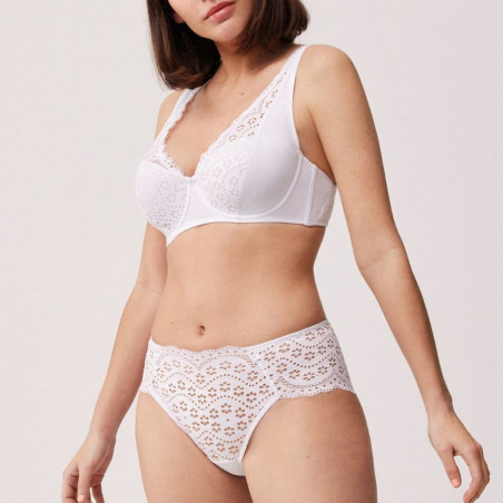 High-Waist Brief with Floral Lace, ysabel mora.