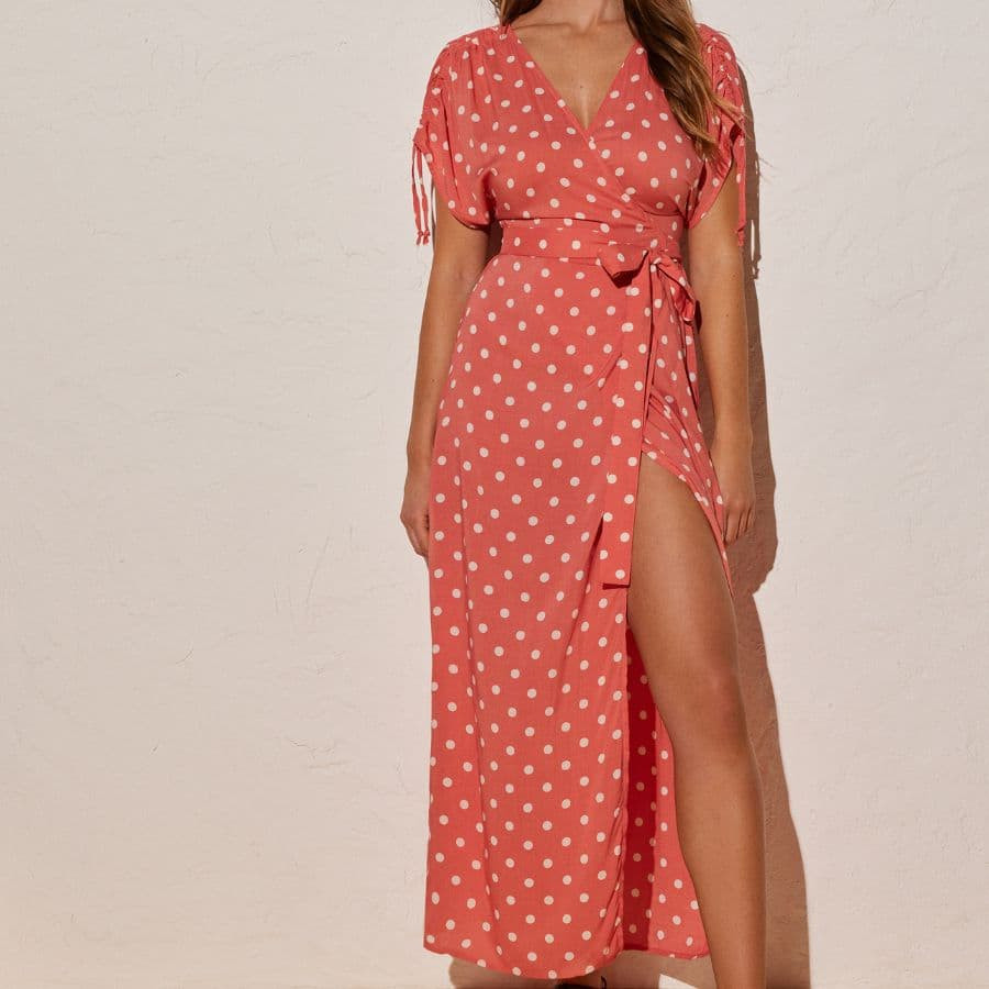 vestido largo estampado de lunares de ysabel mora.