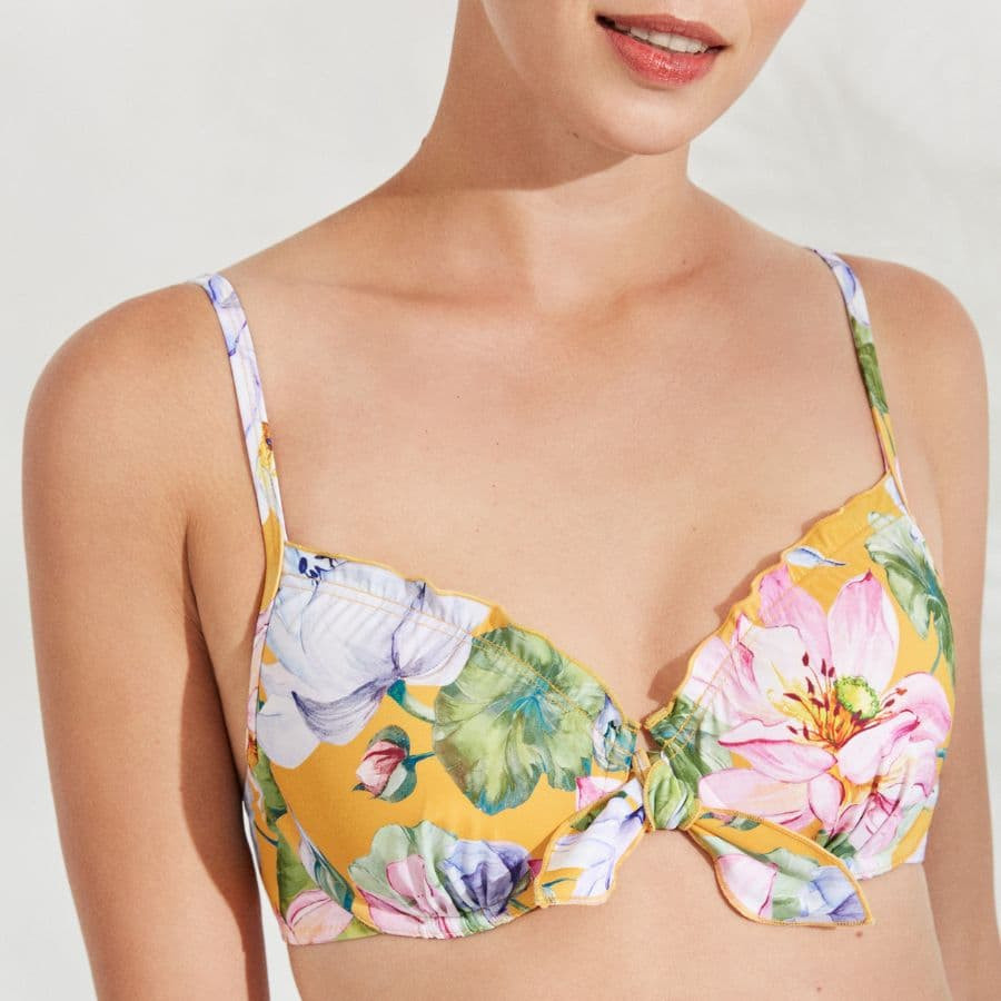 conjunto bikini reductor flores copa d de ysabel mora.