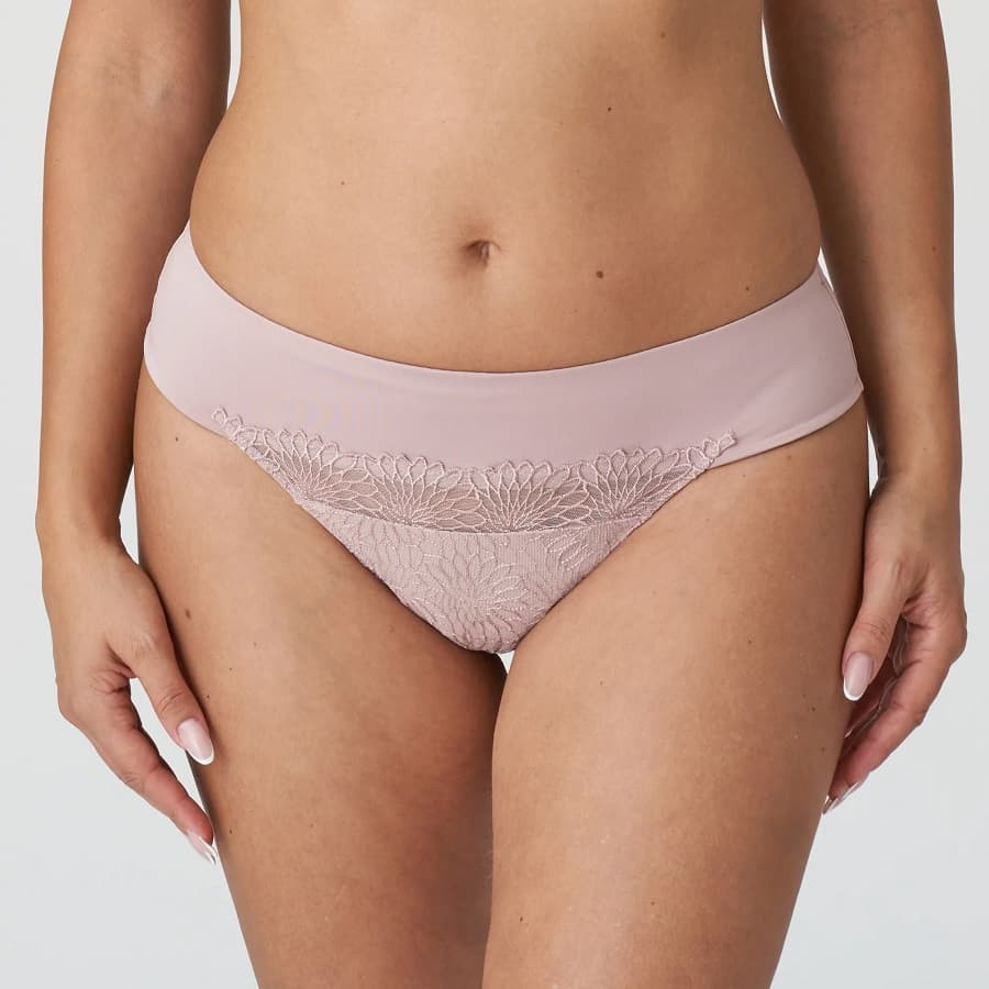 braga tanga encaje y microtul, sophora de primadonna.