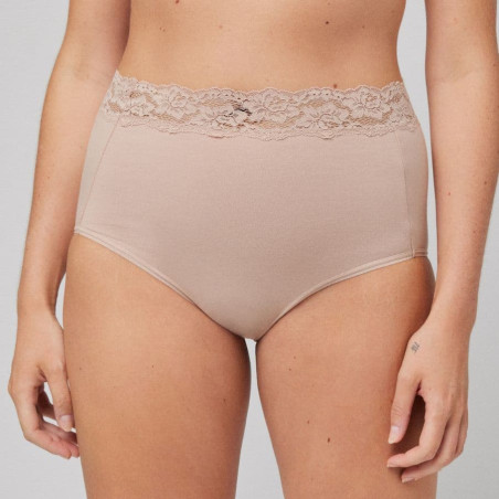 High waist panty, control, ysabel mora.