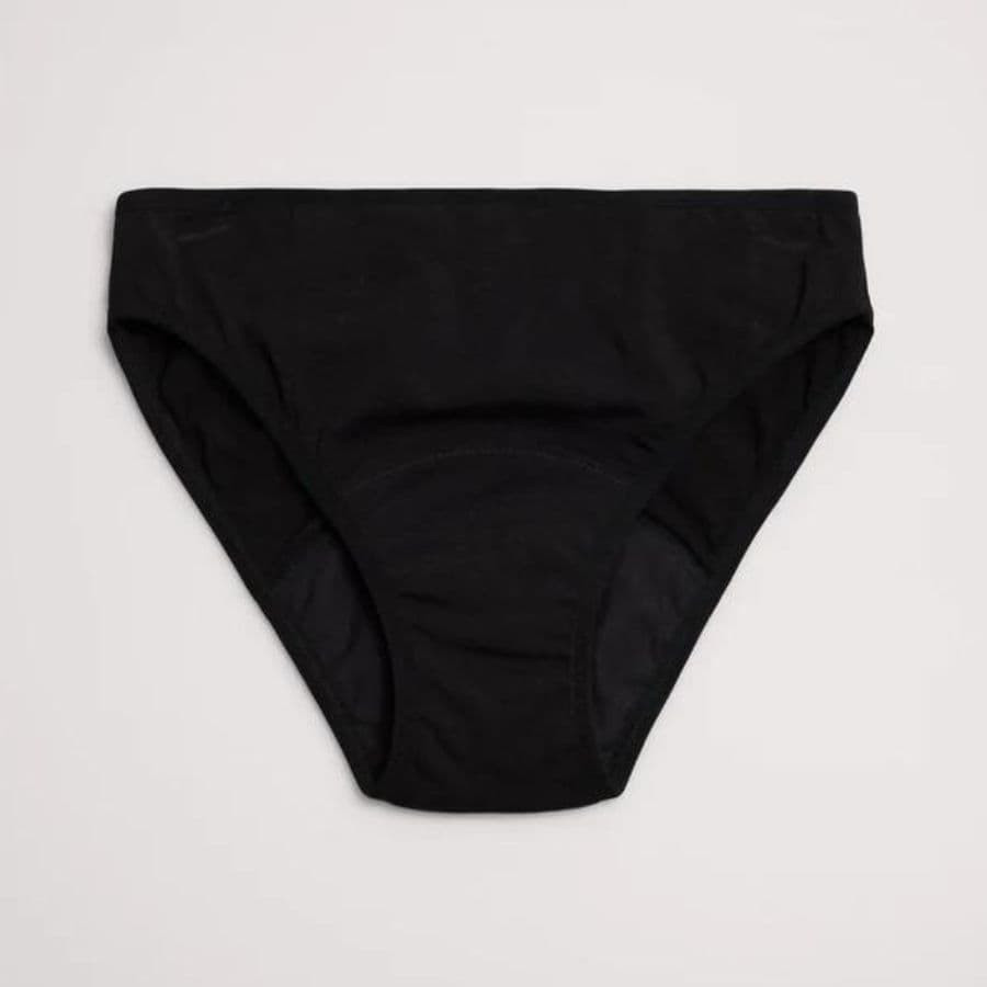 Menstrual panties, Ysabel Mora.