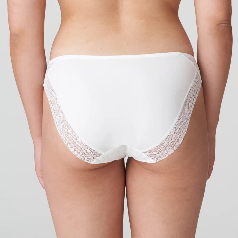 medium briefs, epirus, primadonna twist.
