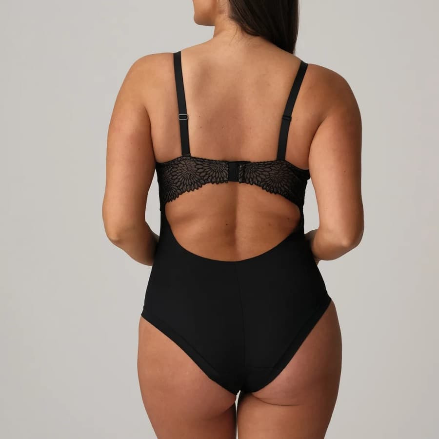 control bodysuit, minimizer bra, sophora, primadonna.