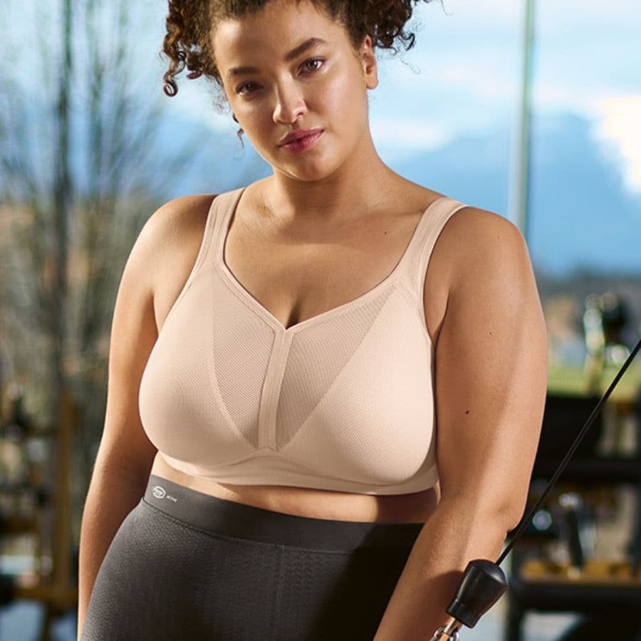 sport bra, maximum support, non wired, padded, anita.