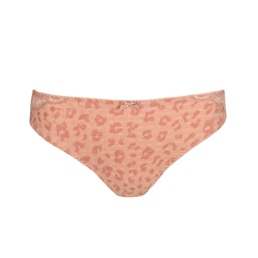 Medium briefs, madison, primadonna.