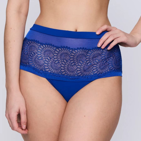 High waisted shorties, sophora, primadonna.
