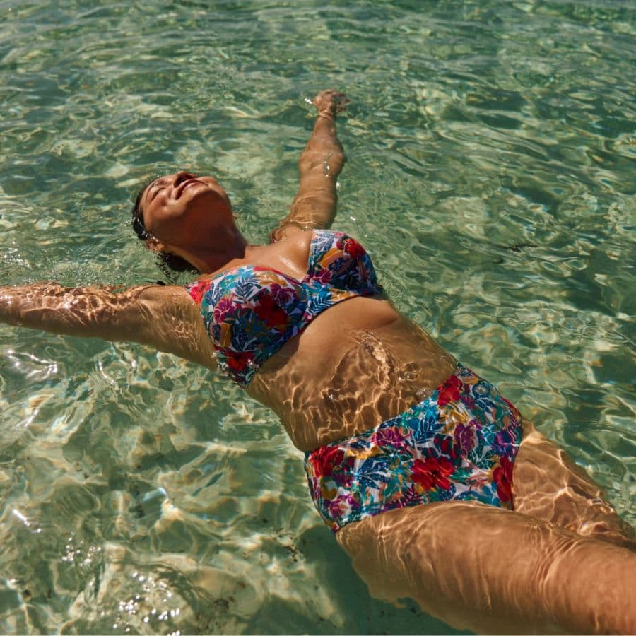 Bikini top + bikini full briefs, curaçao, sans complexe.