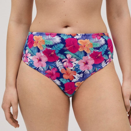 Conjunto bikini reductor, copa d, ilha da flores, ysabel mora.
