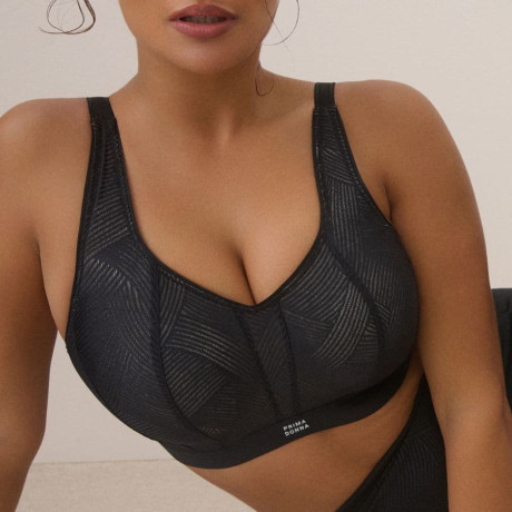 sports bra, padded, the game, primadonna sport.