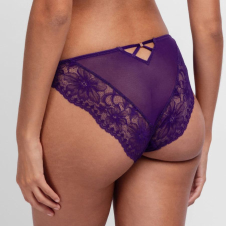 Medium briefs, jemma, dorina.