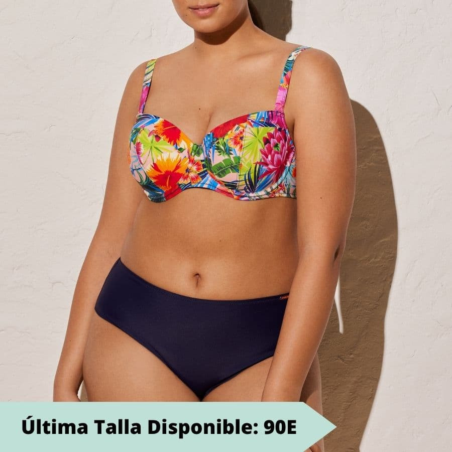 bikini top + bikini full briefs, ysabel mora.