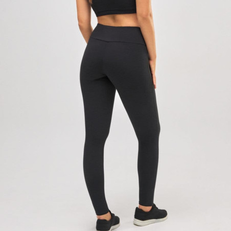 Sports leggings, ysabel mora.