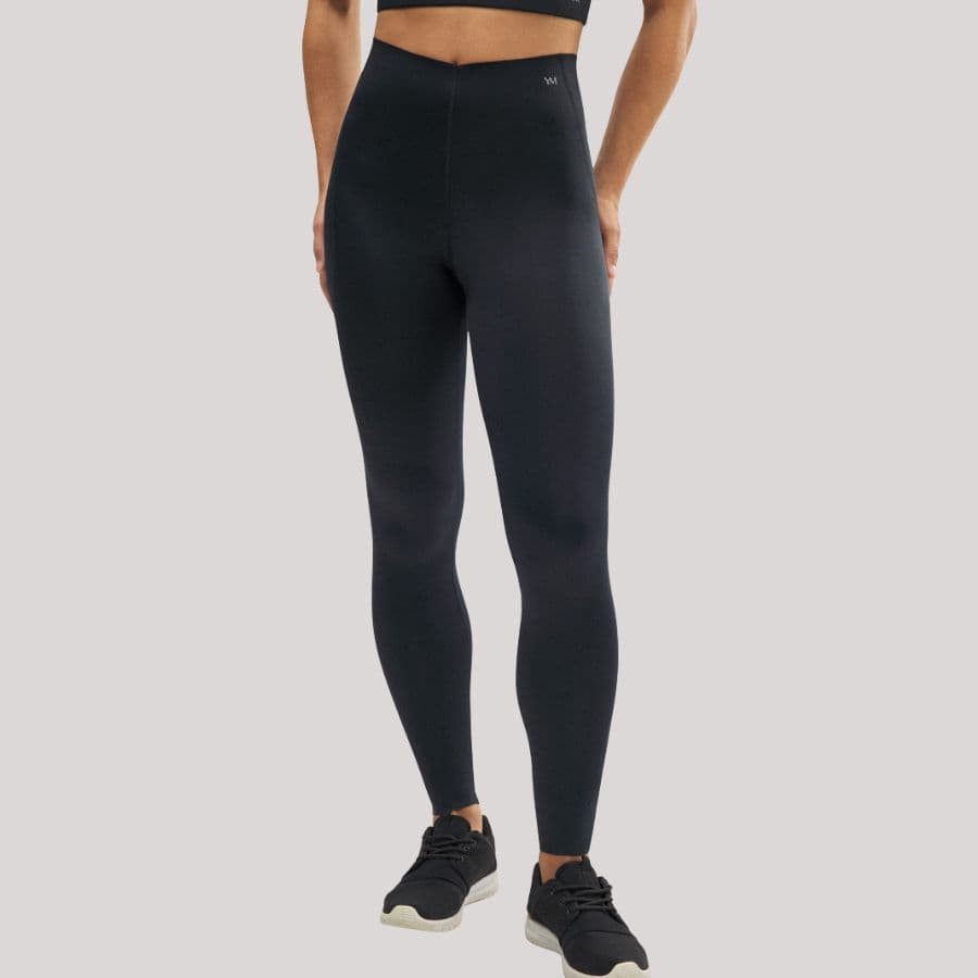 Compression sports leggings, ysabel mora.