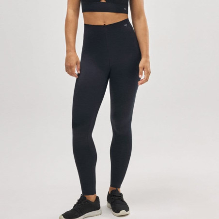Compression sports leggings, ysabel mora.