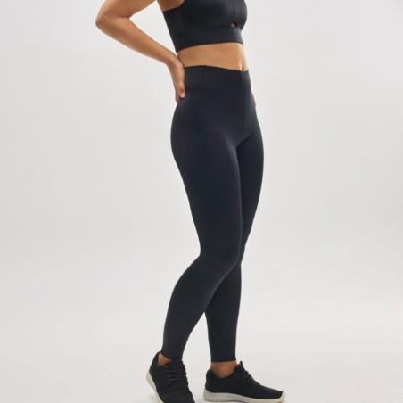 Compression sports leggings, ysabel mora.