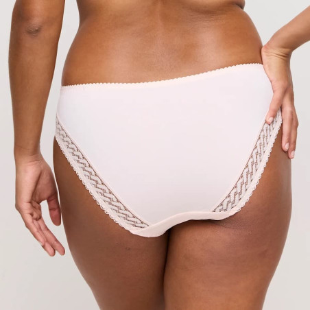 medium briefs, montara, primadonna.