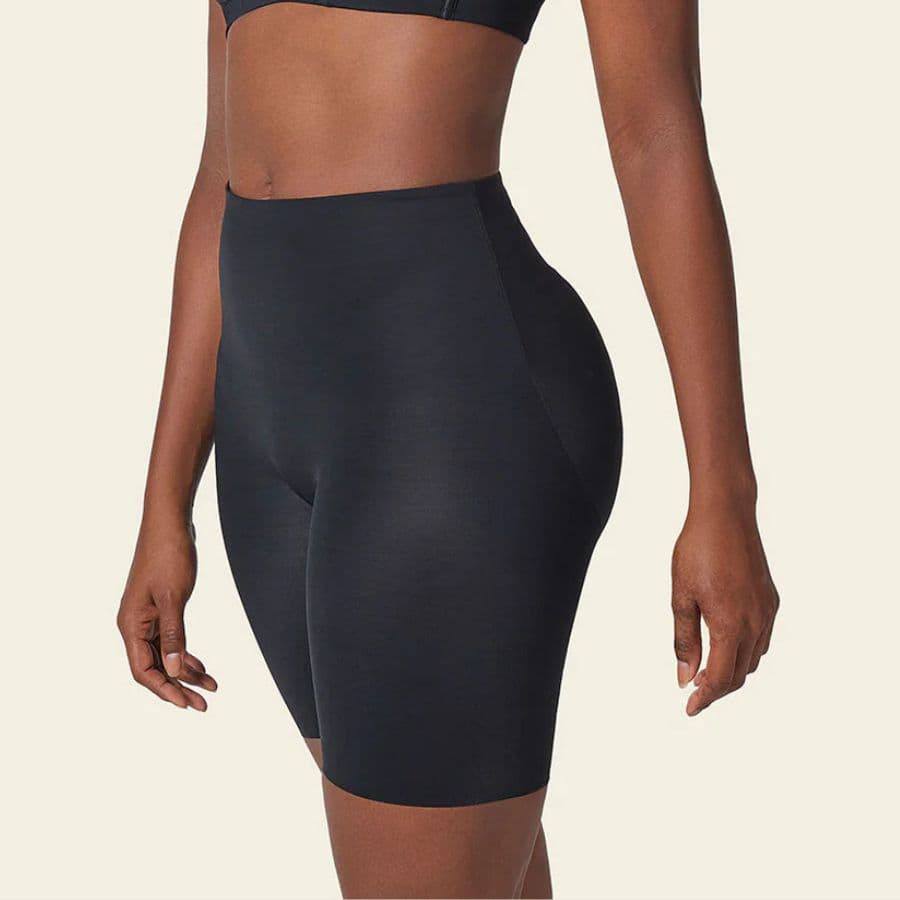 Invisible shaping short, leonisa.