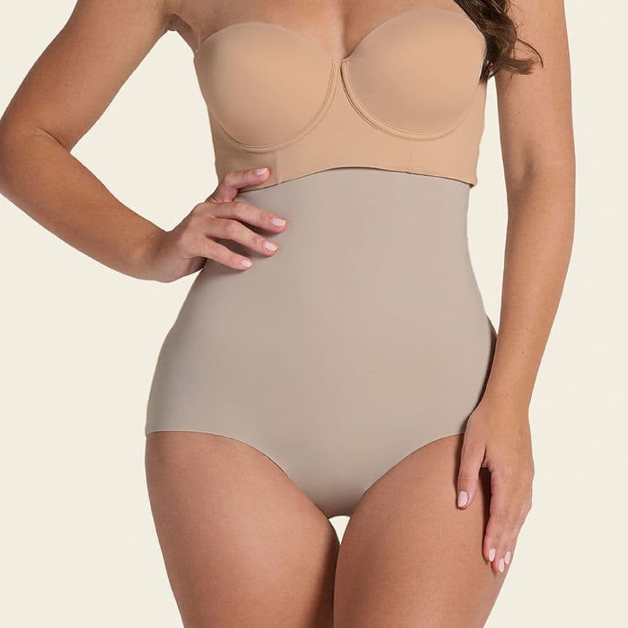 High-waisted invisible shaping panty, leonisa