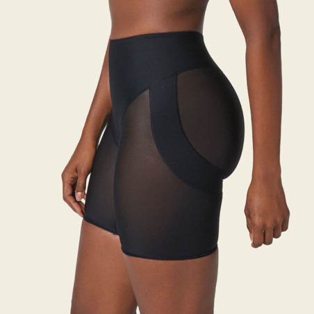 Shaping short with natural butt-lift, leonisa