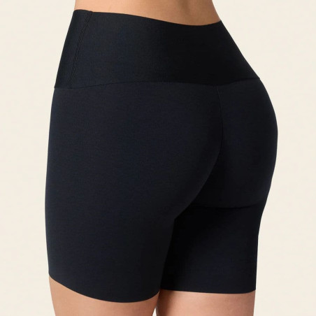 Moderate-compression invisible short, leonisa.