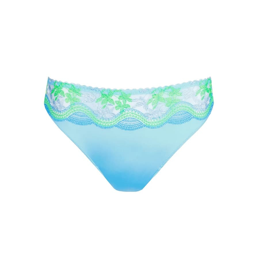 Medium briefs, cala luna, primadonna.