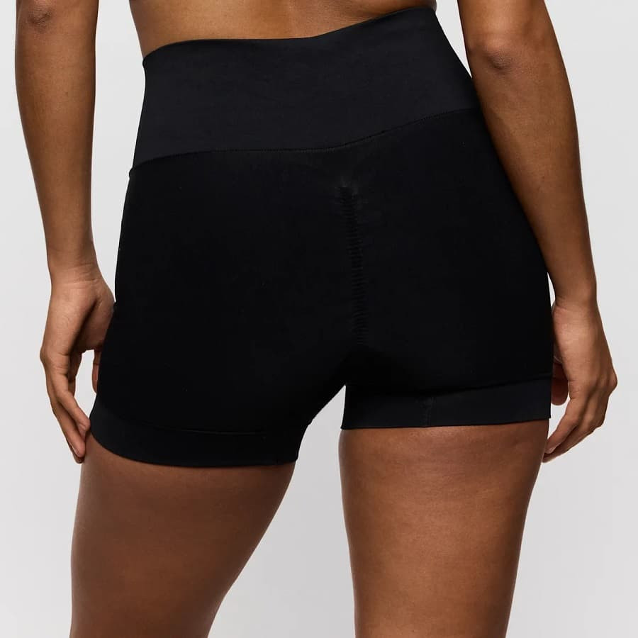 Nudda Seamless Shaping Shorts with Lift Effect, primadonna.