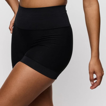 Nudda Seamless Shaping Shorts with Lift Effect, primadonna.