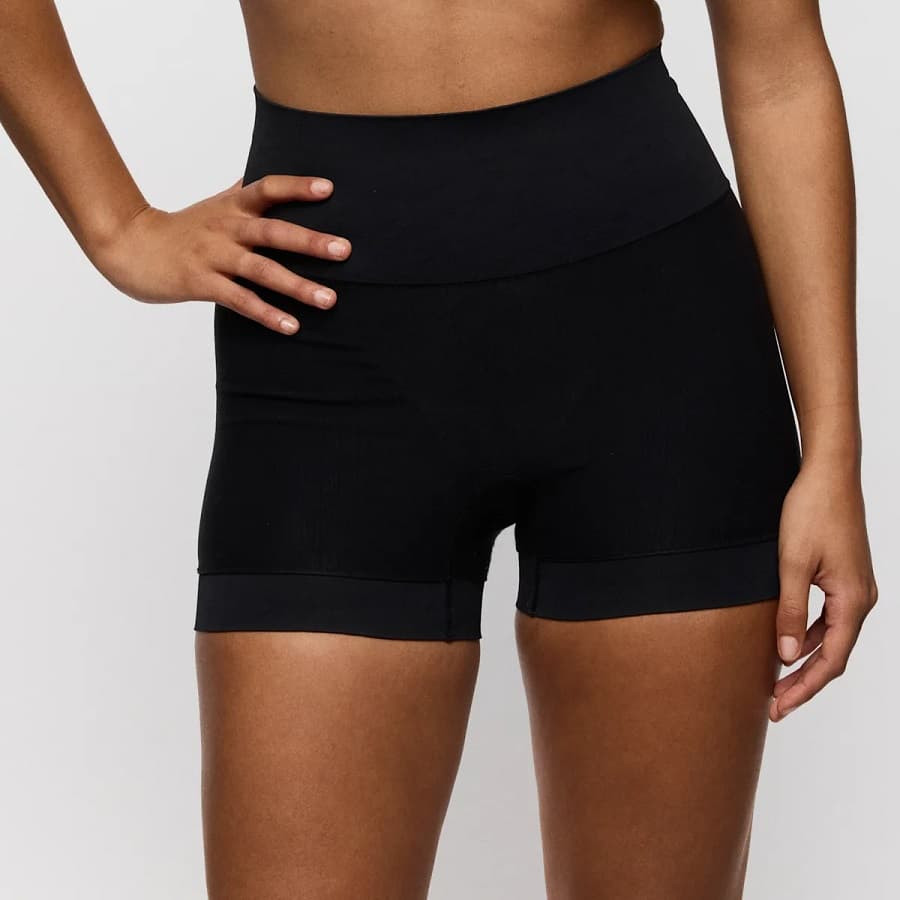 Nudda Seamless Shaping Shorts with Lift Effect, primadonna.
